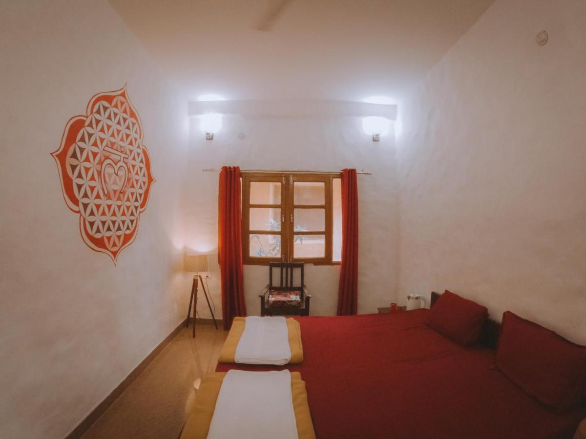 Shiv Shakti Yogpeeth Cottages Рішикеш Екстер'єр фото