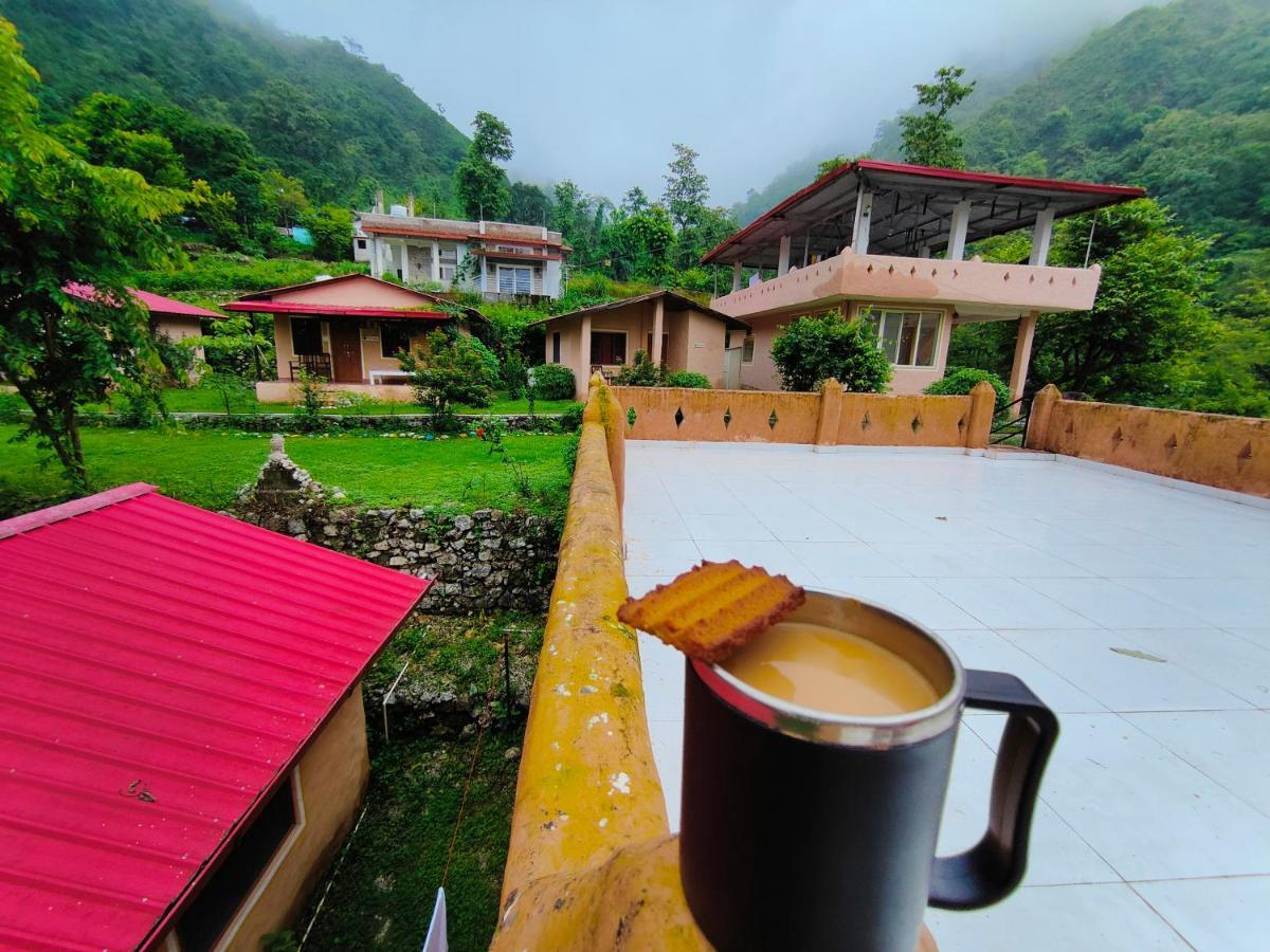 Shiv Shakti Yogpeeth Cottages Рішикеш Екстер'єр фото